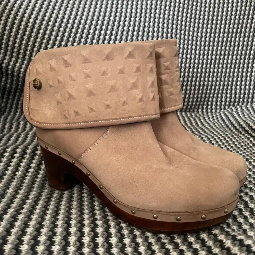UGG Lynnea Studs clog bootie women’s shoe size 9